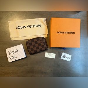 LV ZIPPY COIN PURSE